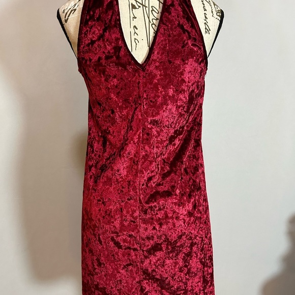 Altar’d State Velvet Red Sleeveless Dress - Picture 4 of 6